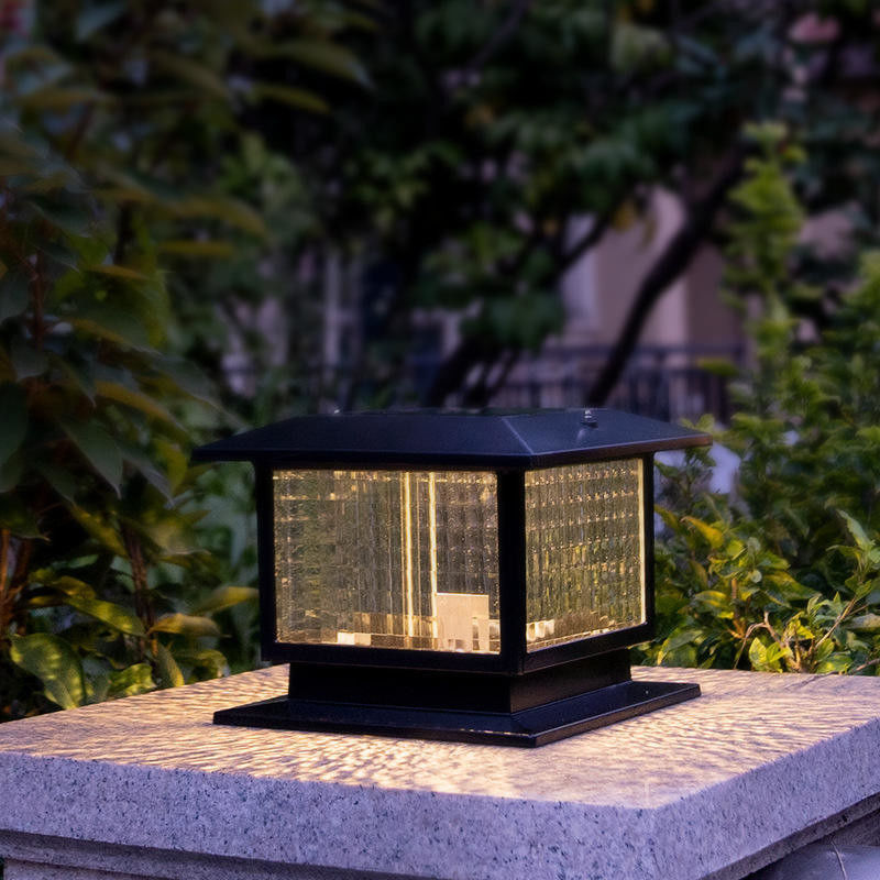 Moderne Solar-LED-Säulenlampe für den Innenhof