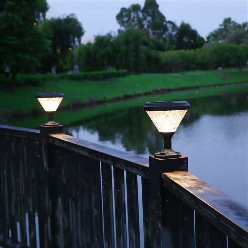 Europäische Art IP65 Wasserdichte Lampe Garten Solar Led Rasen Bollard Gartenlicht für den Außenbereich