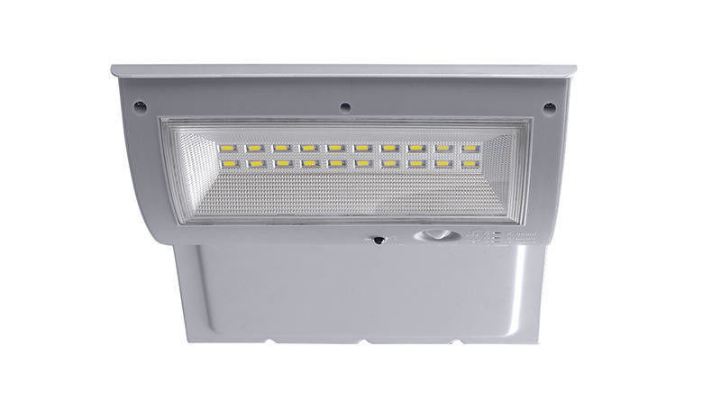 Solarbetriebene LED-Leuchte aus Edelstahl an der Wand für den Außenwerbemarkt