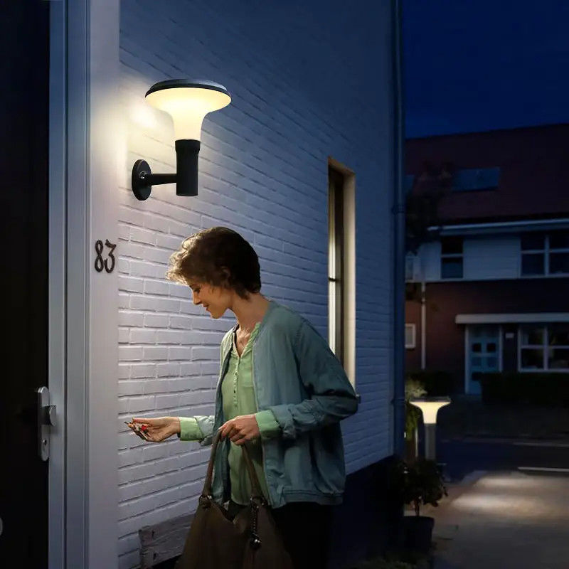 Wasserdichtes Ultra Bright LED Solarwandlicht für maßgeschneiderte Villa Tür Außenterrasse