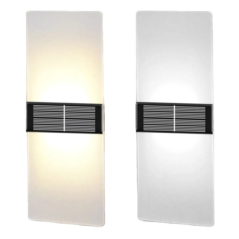 Sonneninduktion Rasenfläche Mond helle Quadrat weiße Platten Sonnenwand Licht für Außenwände